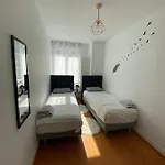 Les Rives Saint Symphorien, Meubles Apartment *