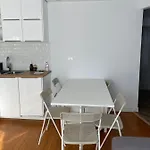 Apartment Les Rives Saint Symphorien, Meubles *