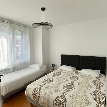 Les Rives Saint Symphorien, Meubles *