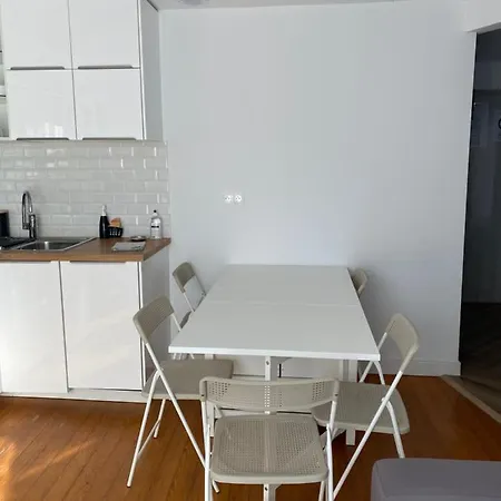Appartement Les Rives Saint Symphorien, Meubles *