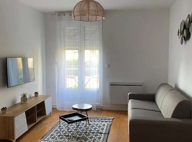 Appartamento Les Rives Saint Symphorien, Meubles *